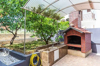 Gemütliche Ferienwohnung Piveta mit Meerblick