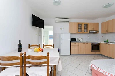 Holiday flat family holiday Lopar