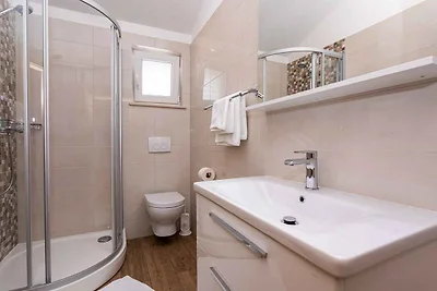 Ferienwohnung mit Balkon und Klimaanlage