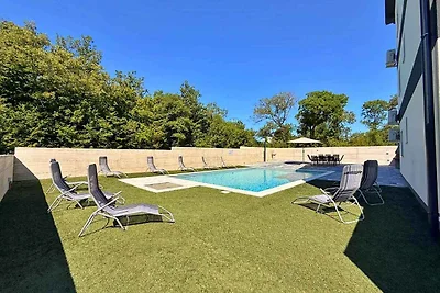 Ferienwohnung mit Pool zur gemeinsamen