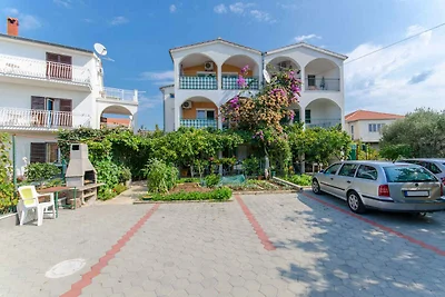 Ferienwohnung mit Klimaanlage und Parkplatz