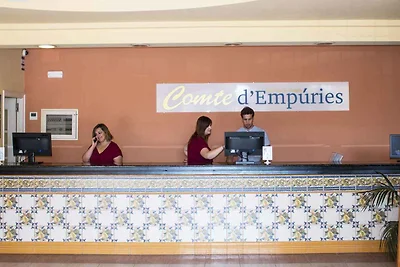 Ferienwohnung mit Balkon und Pool