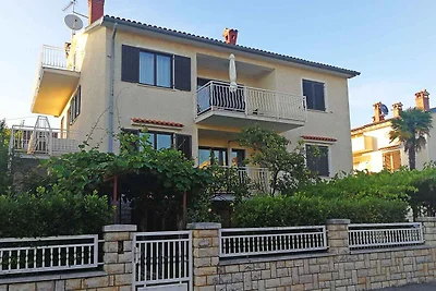 Ferienwohnung mit Klimaanlage und Balkon