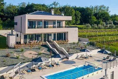 Vakantiehuis Ontspannende vakantie Ruzici