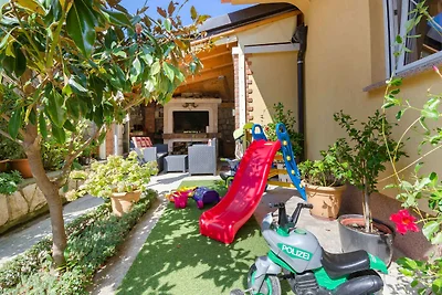 Ferienwohnung mit Balkon und Grill