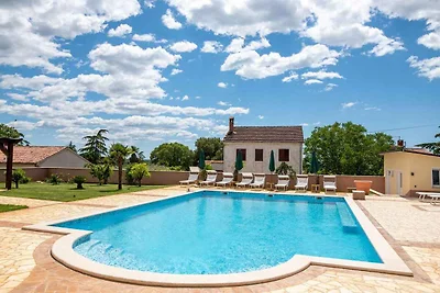 Ferienwohnung mit Pool