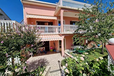 Ferienwohnung mit Terrasse und Klimaanlage