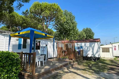 Mobilehome mit Klimaanlage und Terrasse