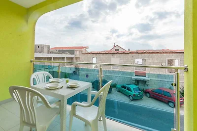 Ferienwohnung mit Balkon, im Zentrum