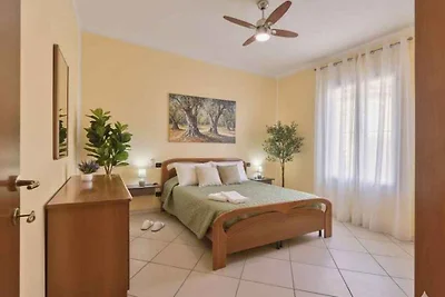 Ferienwohnung mit Klimaanlage und Balkon mit