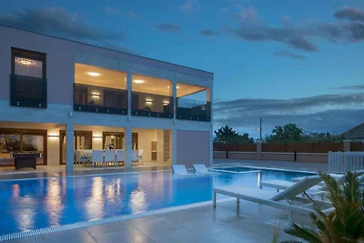 Luxuriöse 5-Sterne-Villa Malibu Eclipse auf d