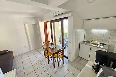 Ferienwohnung mit Garten und Klimaanlage