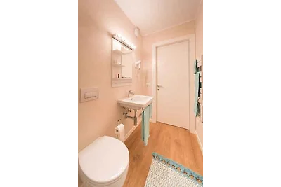 Ferienwohnung mit Klimaanlage und Whirlpool