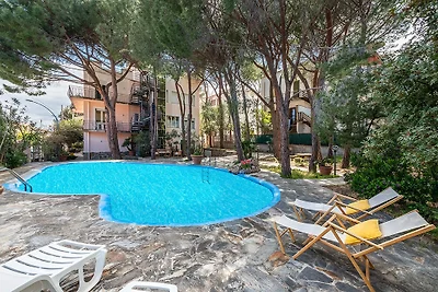 Ferienhaus mit 2 Etagen und Aussenpool