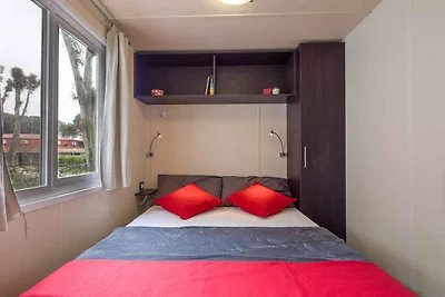 Mobilehome mit Parkplatz