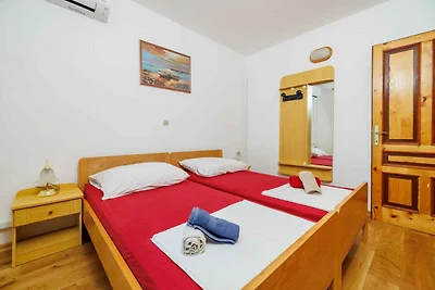 Ferienwohnung mit Terrasse und Klimaanlage