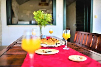 Ferienwohnung mit Balkon und Pool