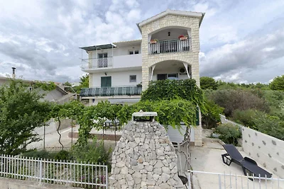Appartamento Vacanza con famiglia Primosten