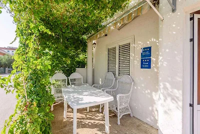Ferienwohnung mit Klimaanlage und Balkon