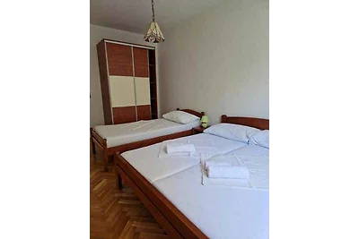 Urige Ferienwohnung Joso in Strandnähe auf de