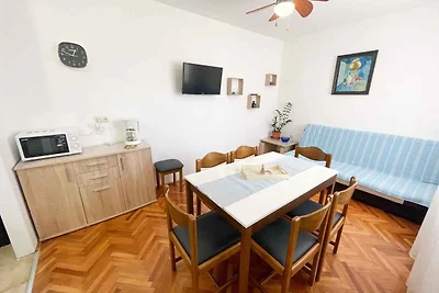 Ferienwohnung mit Balkon und Klimaanlage