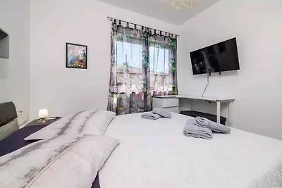 Ferienwohnung mit Balkon und einem wunderschö