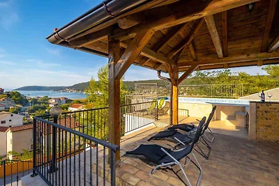 Appartamento Vacanza con famiglia Supetarska Draga