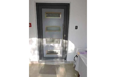 Ferienwohnung mit Aussenpool und Meerblick