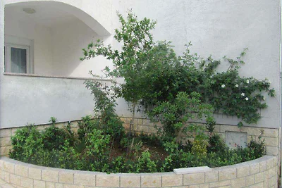 Ferienwohnung mit Terrasse, Klimaanlage und