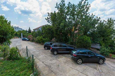 Ferienwohnung mit Pool und Meerblick