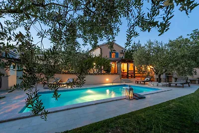 Vakantiehuis Ontspannende vakantie Dračevac