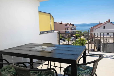 Ferienwohnung mit Terrasse und Meerblick