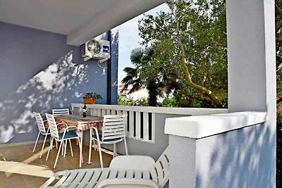 Komfortables Apartment mit 1 Schlafzimmer, mi