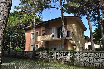 Ferienwohnung mit Klimaanlage und Balkon