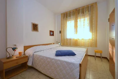 Ferienwohnung mit Klimaanlage und Balkon