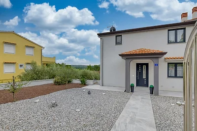 Villa mit Klimaanlage und Pool