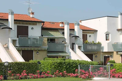 Ferienwohnung mit Schwimmbad und Klimaanlage