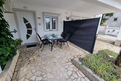 Ferienwohnung mit Terrasse und Klimaanlage