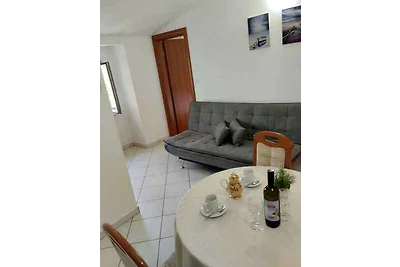 Ferienwohnung mit Balkon und Meerblick