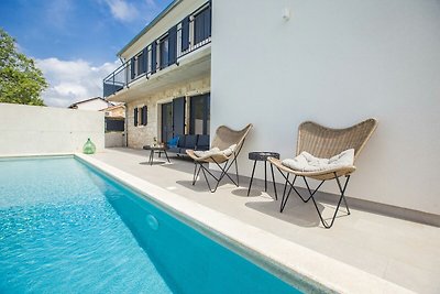 Villa mit Pool, Klimaanlage