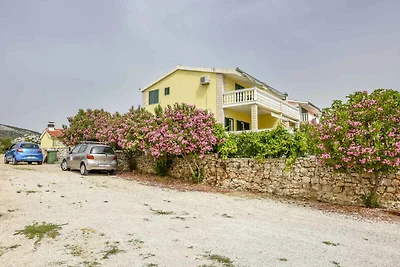 Gemütliche Ferienwohnung Josipa mit Meerblick