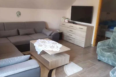 Ferienwohnung mit Balkon und Tischtennis
