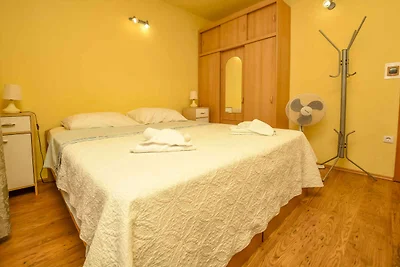 Ferienwohnung am Meer mit Balkon