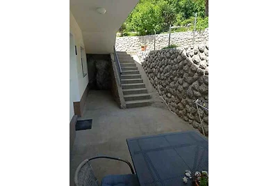 Ferienwohnung mit Terrasse und Grill