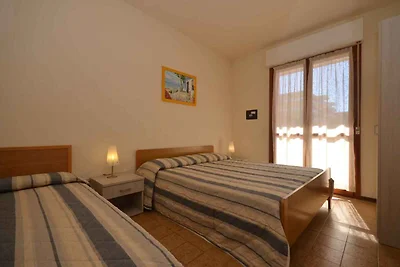 Ferienwohnung mit Klimaanlage, Balkon und