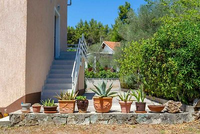 Ferienwohnung nahe am Meer mit Terrasse