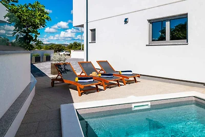 Komfortable Villa Val in Šibenik mit privatem