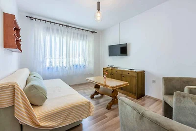 Ferienwohnung mit Klimaanlage und Balkon