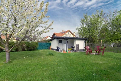 Ferienhaus mit Pool, Klimaanlage und WiFi