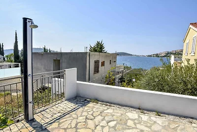 Ferienhaus mit Pool und Grillmöglichkeit